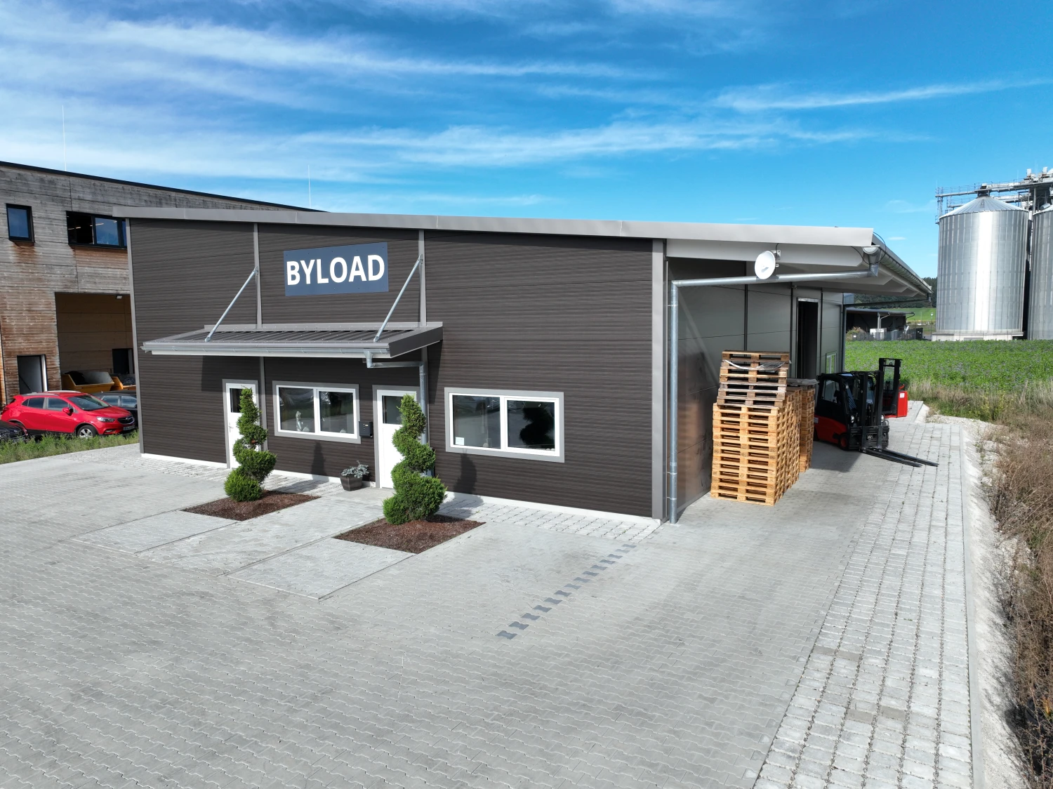 Byload Logistics, Büro